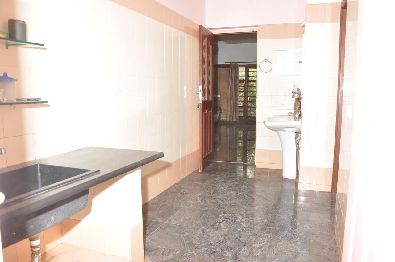 Suvarna Luxury Home Stay Mysore Eksteriør billede